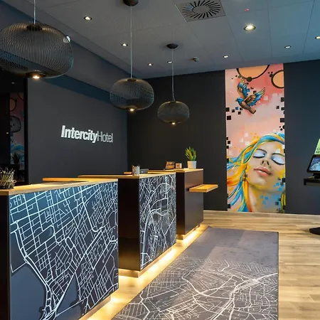 Hotel Intercityhotel 4*
