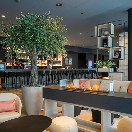 Intercityhotel 4*
