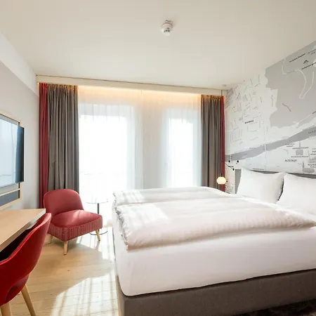 Intercityhotel 3*
