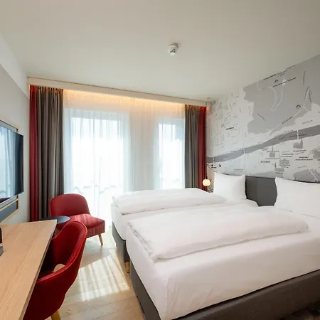Intercityhotel Отель Хайдельберг