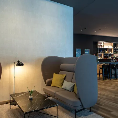 Intercityhotel 4*