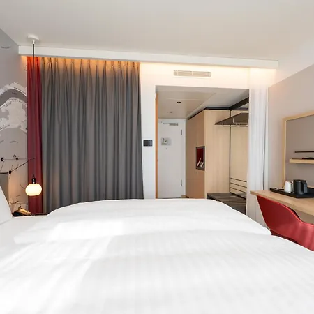 Intercityhotel 4*