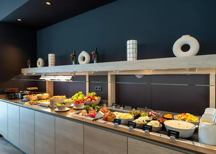 Hotel Intercityhotel 3*